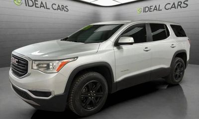 2018 GMC Acadia SLE 1