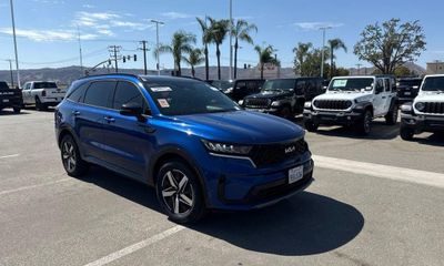 2023 Kia Sorento S