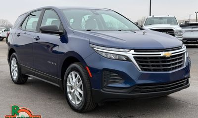 2023 Chevrolet Equinox LS 1FL