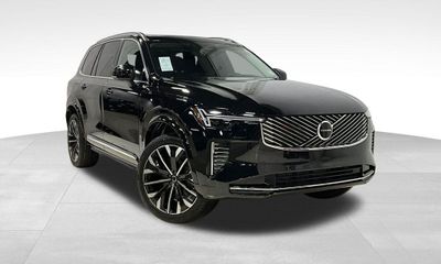 2026 Volvo XC90 Core