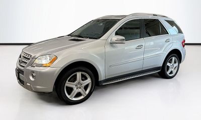 2011 Mercedes-Benz M-Class ML550 4 Matic