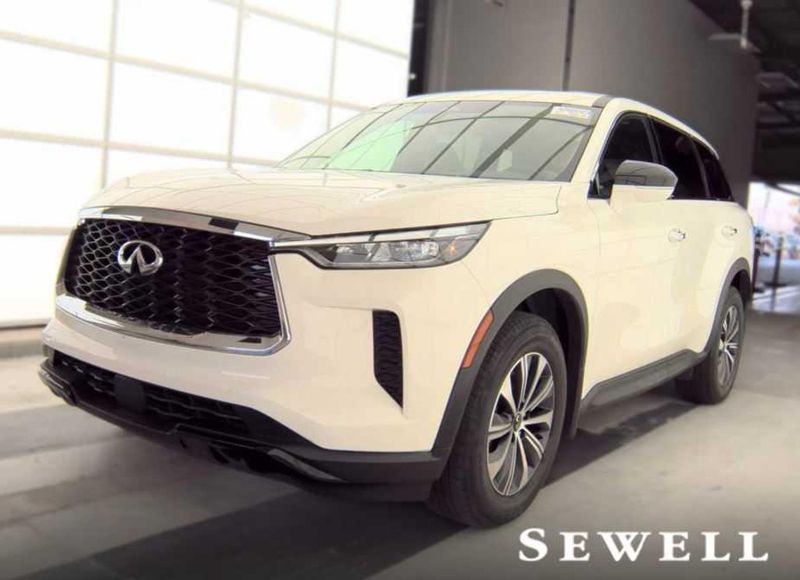 2024 Infiniti QX60 — a typically priced live listing