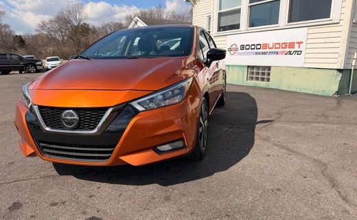2020 Nissan Versa SR