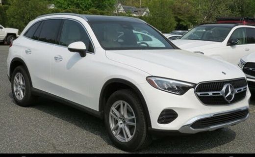 2023 Mercedes-Benz GLC-Class GLC300