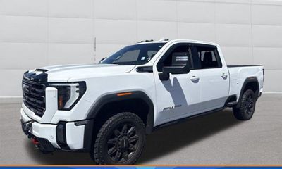 2024 GMC Sierra HD AT4