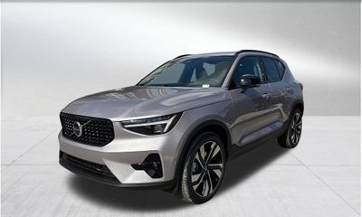 2026 Volvo XC40 Ultra Dark