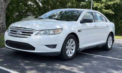 2011 Ford Taurus SE