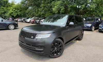 2025 Land Rover Range SE