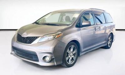 2017 Toyota Sienna SE Premium