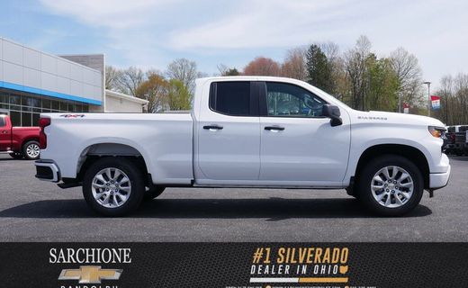 2023 Chevrolet Silverado Custom