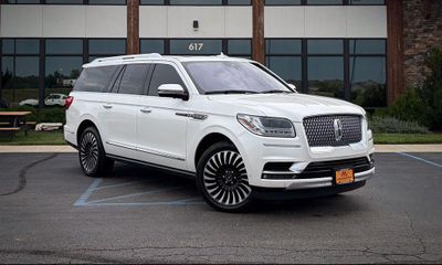 2018 Lincoln Navigator L BL