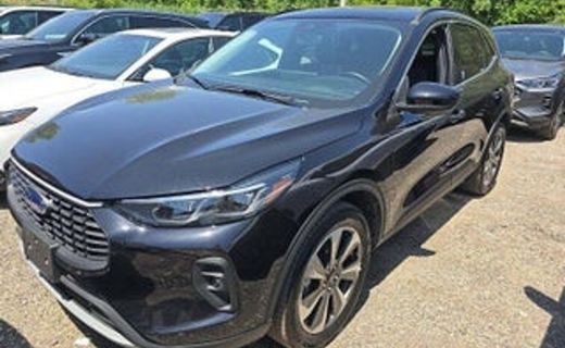 2025 Ford Escape Platinum