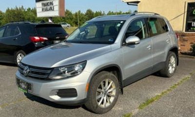 2017 Volkswagen Tiguan Wolfsburg 4Motion