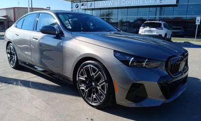 2026 BMW 530i