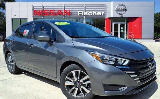 2025 Nissan Versa SV