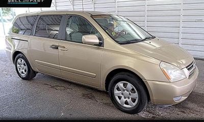 2006 Kia Sedona VQ