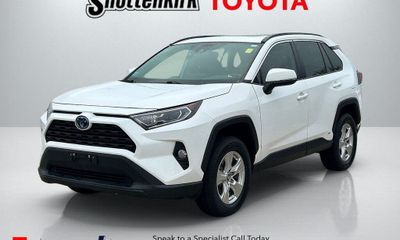 2021 Toyota RAV4 XLE HV