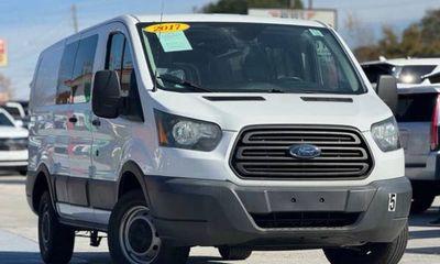 2017 Ford Transit 250 SWB LOW