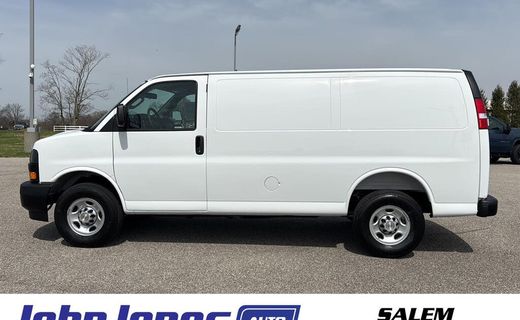 2026 Chevrolet Express 2500