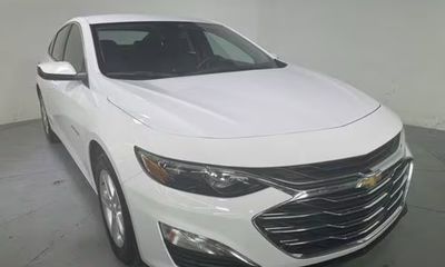 2023 Chevrolet Malibu LS 1FL