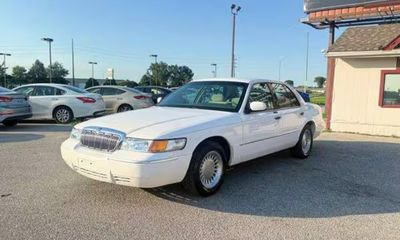 2001 Mercury Grand Marquis LS