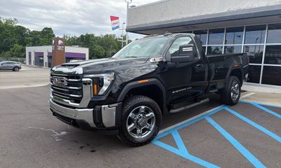 2026 GMC Sierra HD SLE