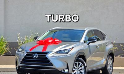 2015 Lexus NX 200T Luxury