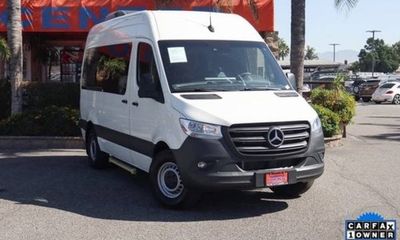 2023 Mercedes-Benz Sprinter 907 VS30 Passenger