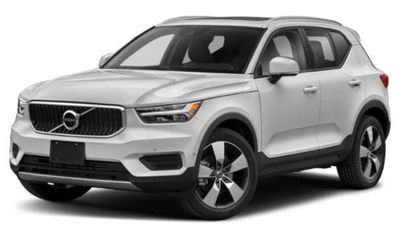 2021 Volvo XC40 Momentum