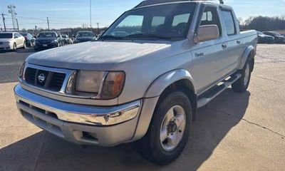 2000 Nissan Frontier XE
