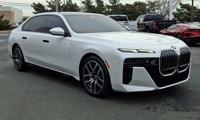 2023 BMW 760I xDrive