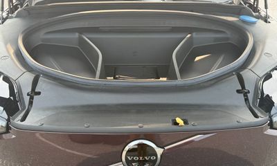 2025 Volvo EX90 Ultra