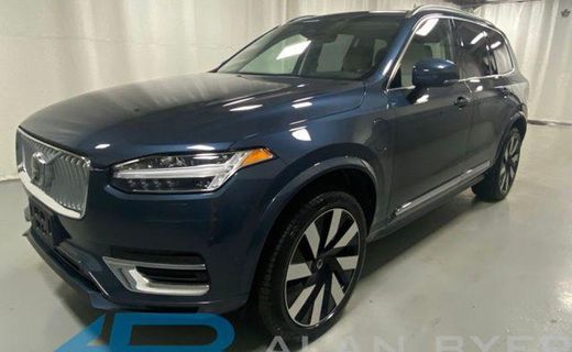 2025 Volvo XC90 Plus Bright