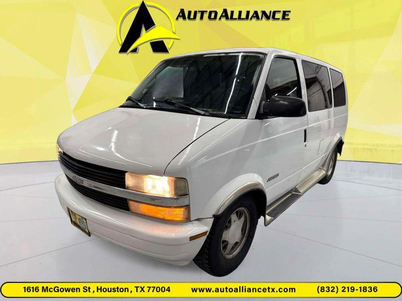 2000 Chevrolet Astro VAN — a typically priced live listing