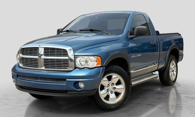 2004 Dodge RAM SLT