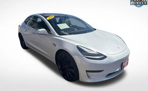 2020 Tesla Model 3 Performance