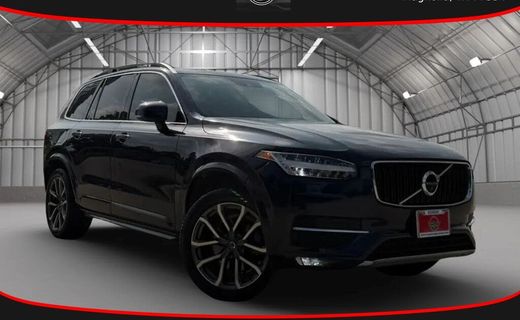 2017 Volvo XC90 Momentum