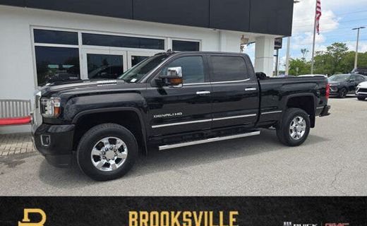 2017 GMC Sierra Denali