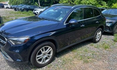 2023 Mercedes-Benz GLC-Class GLC300