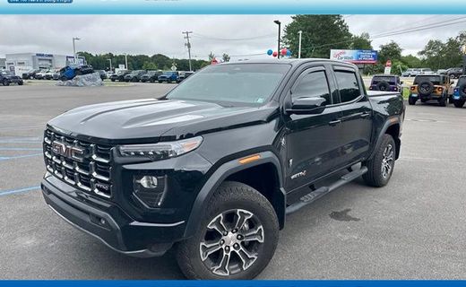 2024 GMC Canyon AT4