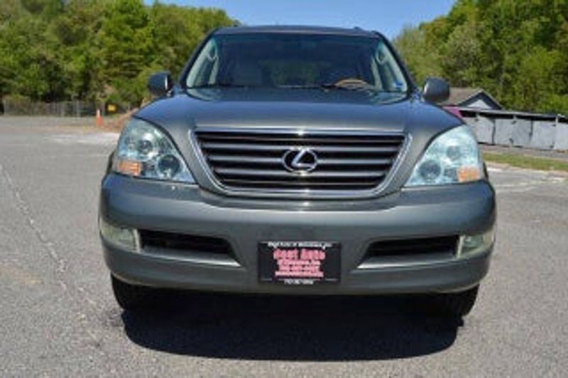 2005 Lexus GX — a typically priced live listing