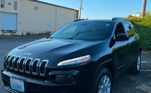 2017 Jeep Cherokee Sport