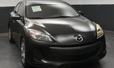 2013 Mazda MAZDA3 SV Base