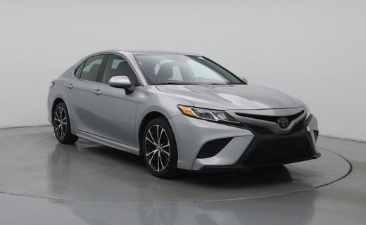 2020 Toyota Camry SE