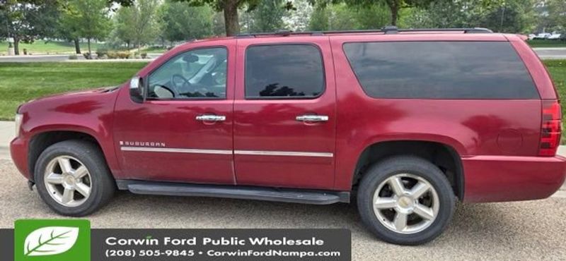 2009 Chevrolet Suburban — a typically priced live listing
