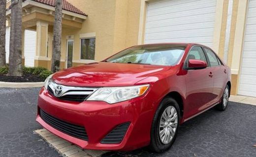 2013 Toyota Camry LE