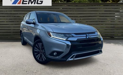 2020 Mitsubishi Outlander SE