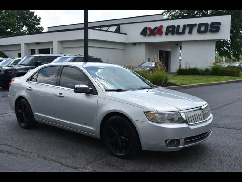 2009 Lincoln MKZ — a typically priced live listing
