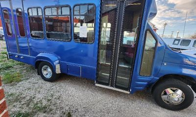2005 Ford E-350 E 350 Super