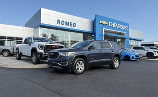 2018 GMC Acadia SLE 1